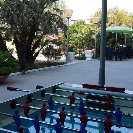 Nettuno 西尼加利亚